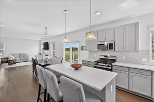2747 Salt Springs Dr, Saline, MI 48176 - Photo 18