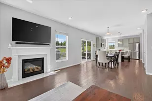 2747 Salt Springs Dr, Saline, MI 48176 - Photo 12