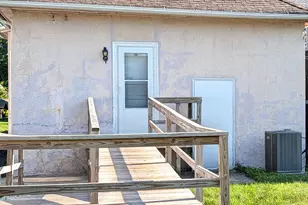 828 Lewis Ave, Saint Joseph, MI 49085 - Photo 4