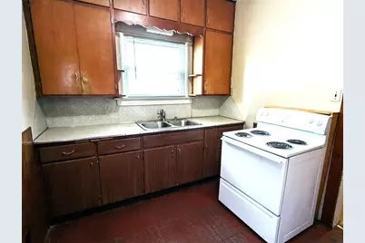 828 Lewis Avenue, Saint Joseph, MI 49085 - Photo 4