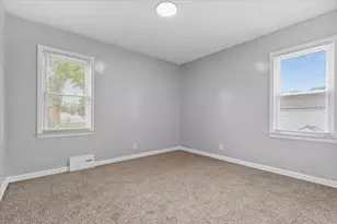 19953 Regent Dr, Detroit, MI 48205 - Photo 14
