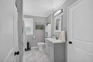 1046 4th St, Jackson, MI 49203 - Photo 26