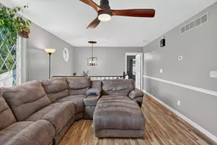 438 South St, Blissfield, MI 49228 - Photo 6