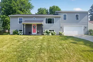 438 South St, Blissfield, MI 49228 - Photo 1