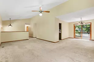 8455 Oakside St, Portage, MI 49002 - Photo 8