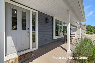 15317 Vintage Ave, Grand Haven, MI 49417 - Photo 4