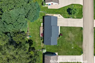 15317 Vintage Ave, Grand Haven, MI 49417 - Photo 46