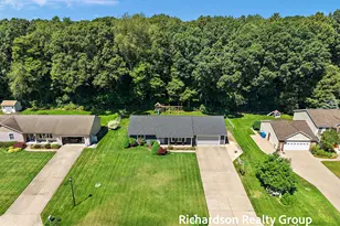 15317 Vintage Ave, Grand Haven, MI 49417 - Photo 48