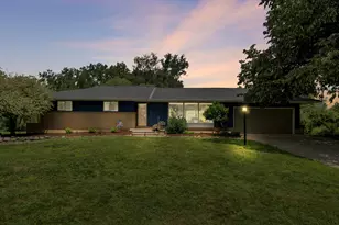 2348 Pine Lake Rd, West Bloomfield, MI 48324 - Photo 2