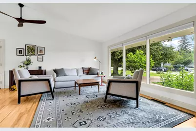 2348 Pine Lake Road, West Bloomfield, MI 48324 - Photo 6
