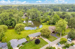 2348 Pine Lake Rd, West Bloomfield, MI 48324 - Photo 40