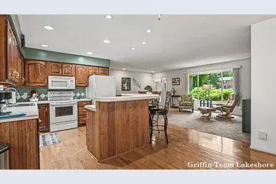 15911 Fendt Farm Drive, Holland, MI 49424 - Photo 12