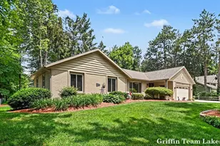 15911 Fendt Farm Dr, Holland, MI 49424 - Photo 4