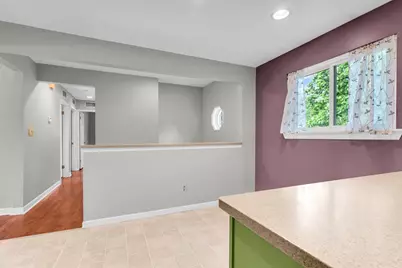 21009 Robinwood Street, Farmington, MI 48336 - Photo 12