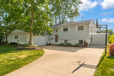 21009 Robinwood Street, Farmington, MI 48336 - Photo 2