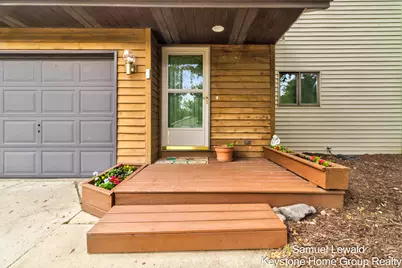 4551 Springmont Drive SE, Grand Rapids, MI 49512 - Photo 2