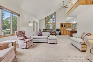4551 Springmont Dr SE, Grand Rapids, MI 49512 - Photo 18