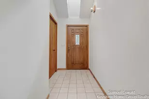 4551 Springmont Dr SE, Grand Rapids, MI 49512 - Photo 8