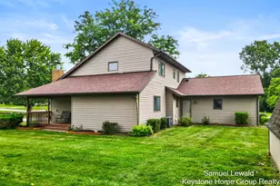 4551 Springmont Dr SE, Grand Rapids, MI 49512 - Photo 6