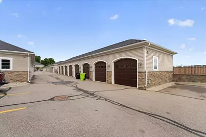 5510 Arbor Chase Drive, Ann Arbor, MI 48103 - Photo 36