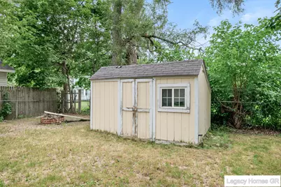 4250 Illinois Avenue SW, Wyoming, MI 49509 - Photo 22
