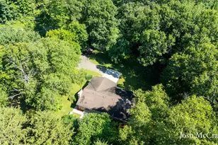2894 Gulliford Dr SE, Lowell, MI 49331 - Photo 4