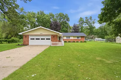 284 Hoover Avenue, Benton Harbor, MI 49022 - Photo 1