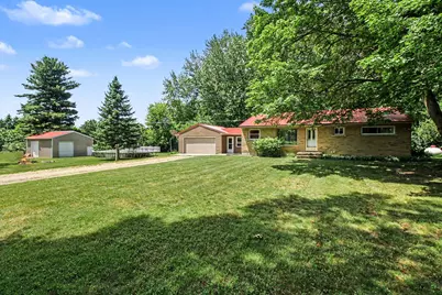 6025 Zimmer Road, Haslett, MI 48840 - Photo 2