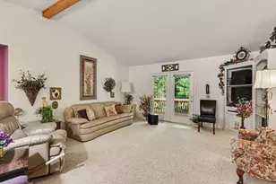 726 Glenvale Dr, Coopersville, MI 49404 - Photo 6