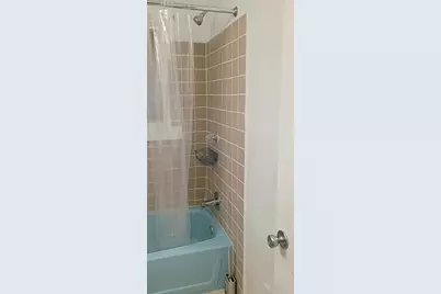 20001 Yacama Road, Detroit, MI 48203 - Photo 8