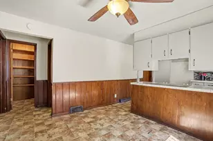 942 Amity Ave, Muskegon, MI 49442 - Photo 8