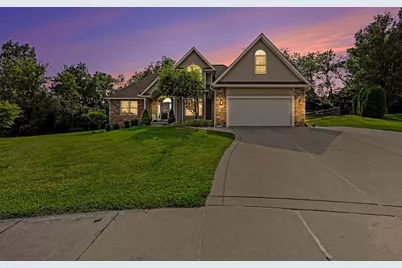 612 Hickory Ridge Drive, Tecumseh, MI 49286 - Photo 2