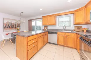 622 Rosemont Ave, Saline, MI 48176 - Photo 12