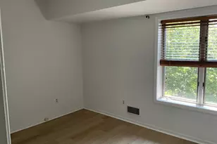 3181 Charlevoix Dr SE, Grand Rapids, MI 49546 - Photo 18