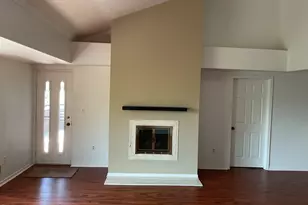 3181 Charlevoix Dr SE, Grand Rapids, MI 49546 - Photo 4