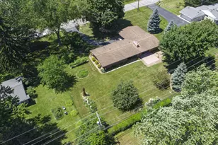 1521 Ledbury Dr, Bloomfield Township, MI 48304 - Photo 44