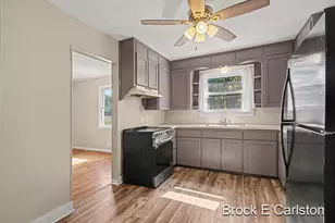 2309 Philo Ave, Muskegon, MI 49441 - Photo 8