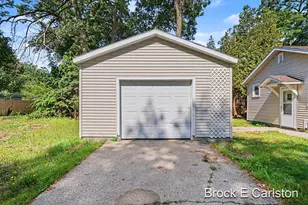 2309 Philo Ave, Muskegon, MI 49441 - Photo 4