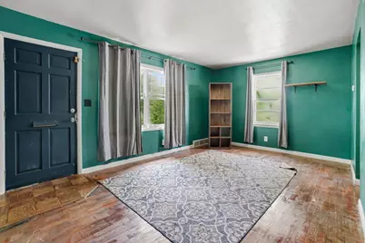 121 N Ridgeway Drive, Battle Creek, MI 49015 - Photo 2