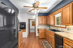 1641 Saginaw Rd SE, Grand Rapids, MI 49506 - Photo 8