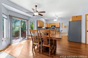 10887 Thornberry Way, Zeeland, MI 49464 - Photo 14