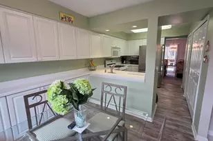 5256 Wright Way E, West Bloomfield, MI 48322 - Photo 4