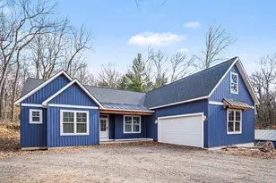 9370 S Hannah Ln, Grant, MI 49327 - Photo 4