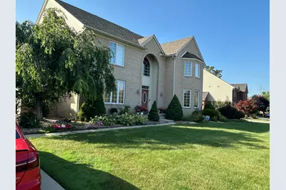 49182 Woodson Way, Canton, MI 48187 - Photo 2