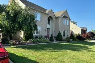 49182 Woodson Way, Canton, MI 48187 - Photo 2