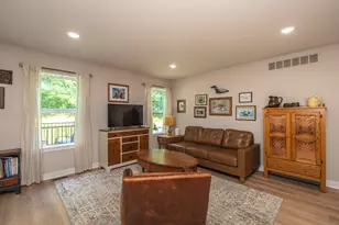 122 Parsons Ln, Saline, MI 48176 - Photo 10