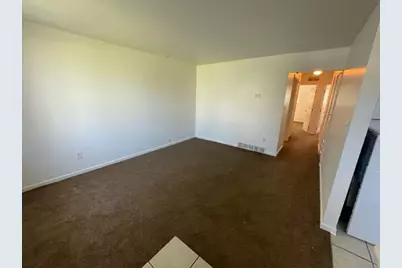 810 Young Street, Ypsilanti, MI 48198 - Photo 6