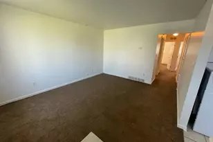 810 Young St, Ypsilanti, MI 48198 - Photo 6