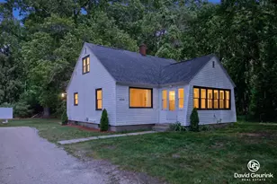 17 N Division Ave, Holland, MI 49424 - Photo 4