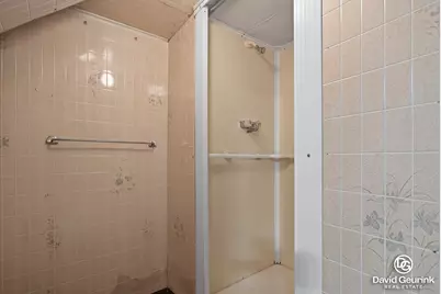 19 N Division Avenue, Holland, MI 49424 - Photo 24